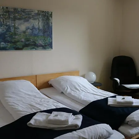 - Annex Bed & Breakfast