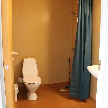Bed & Breakfast - Annex *